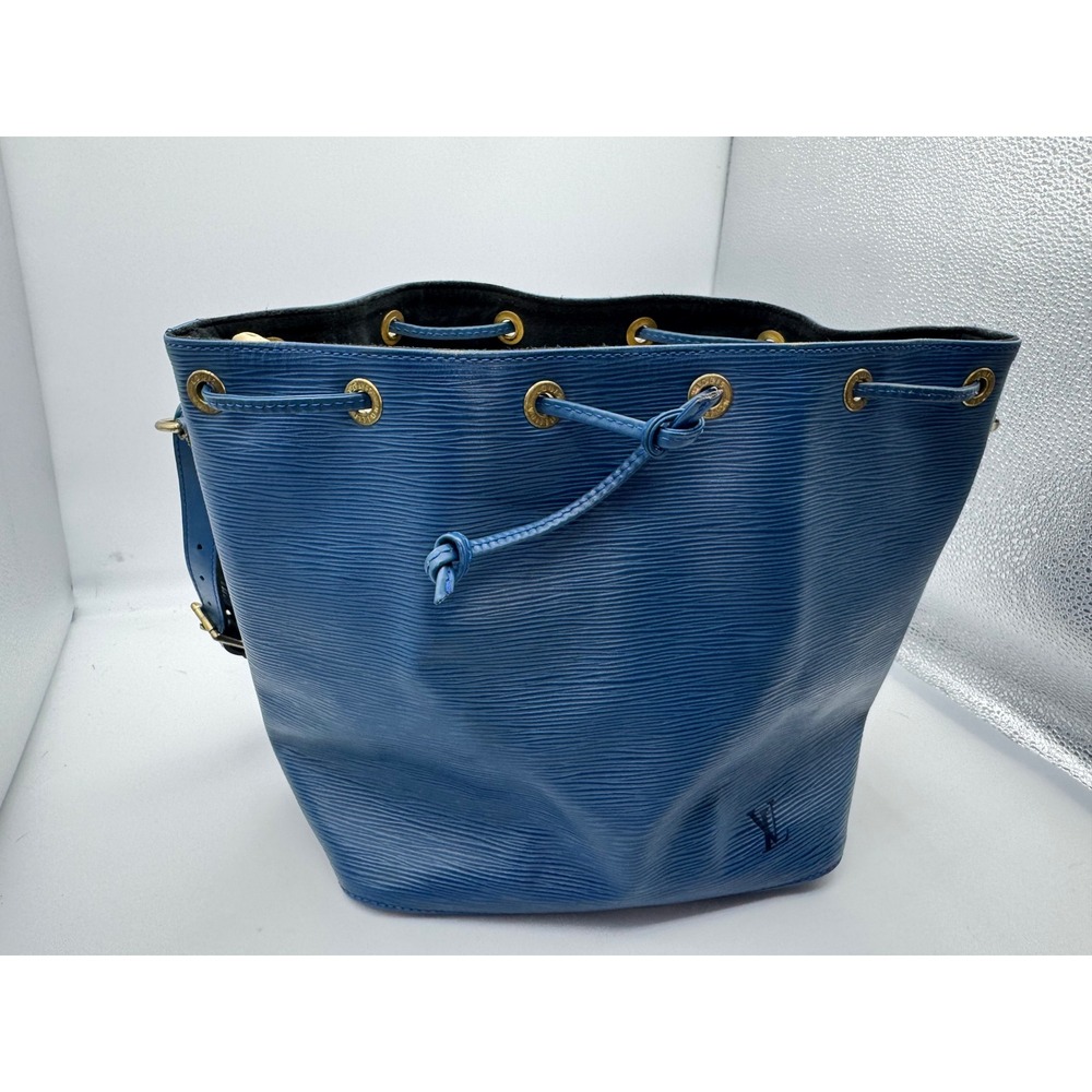 Louis Vuitton Noe Bucket Bag‎ Toledo Blue Epi Leather Drawstring Shoulder AR0934